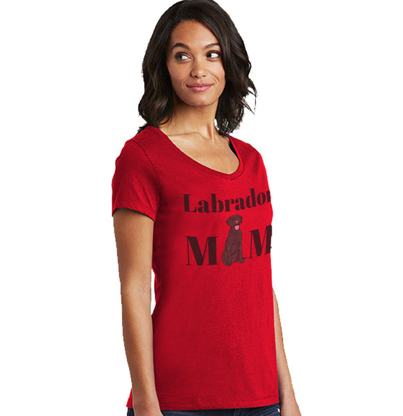 Black Labrador Mom Illustration - Women's V-Neck T-Shirt