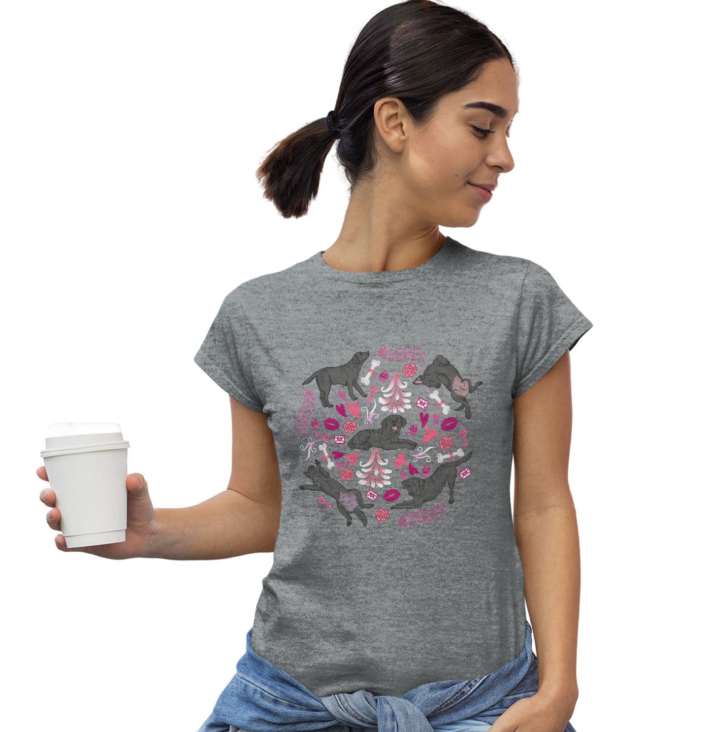 Black Labrador Pink Fleur Pattern - Women's Fitted T-Shirt