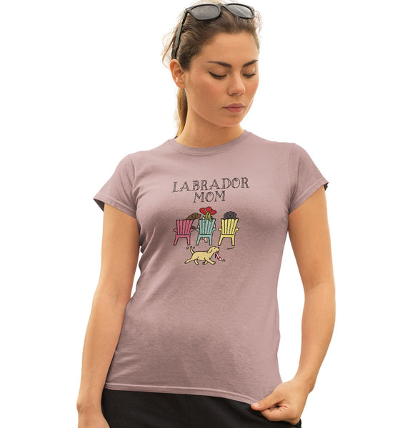 Labrador Dog Mom - Mother's Day Deck Chairs Design | Women's Fitted T-Shirt