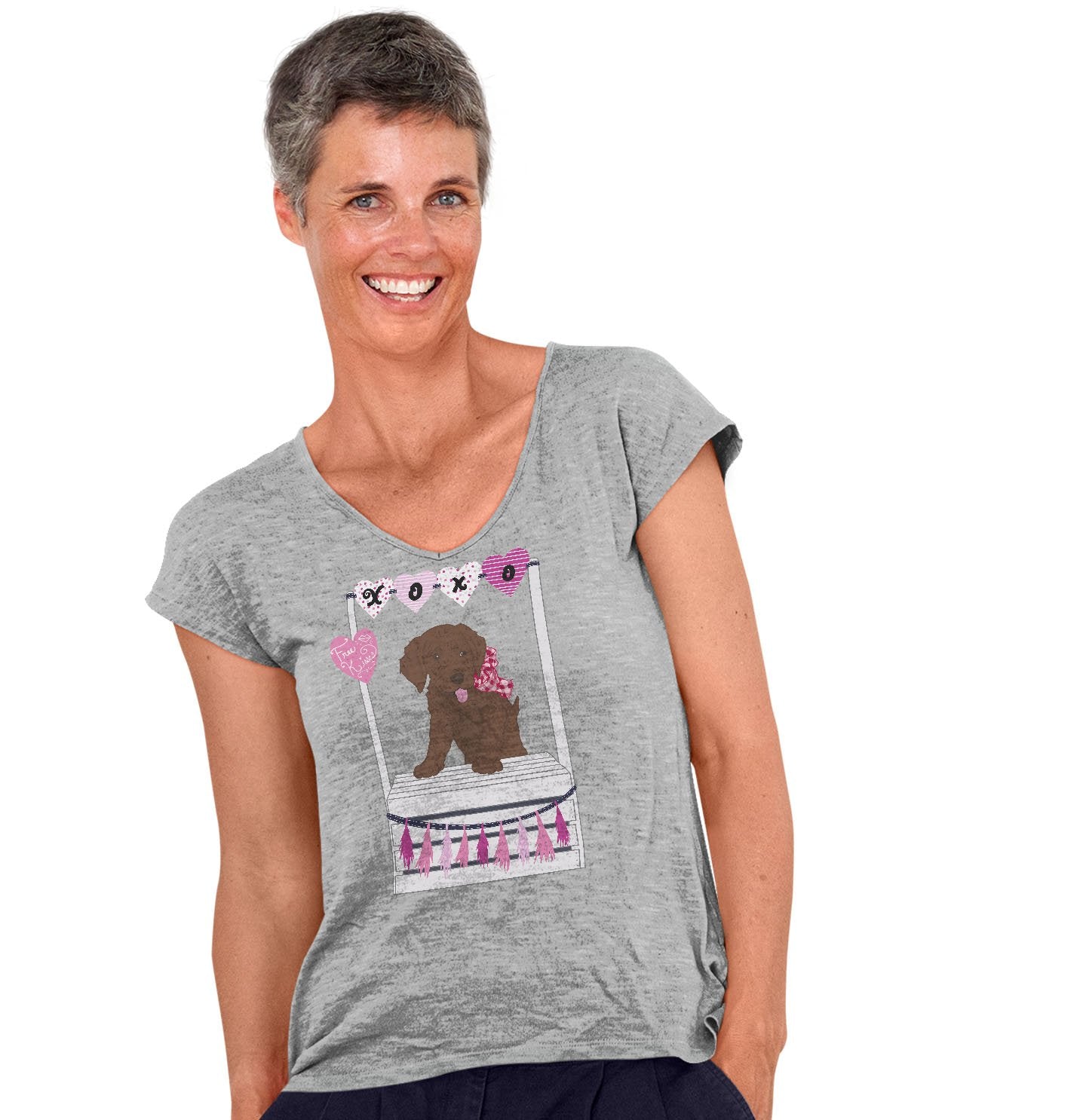 Kissing Booth Chocolate Lab - Women's V-Neck Tee Shirt