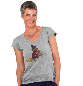 Chocolate Lab Witch - Halloween - Women's V-Neck T-Shirt